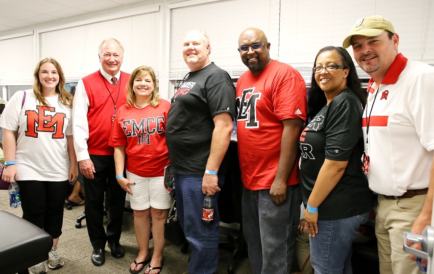 From left, Christine Latch, former East Mississippi Community College Interim President Dr. Rick Young, Jaye Latch, Randall Latch, George Shankle, Jr., Tracie Shankle, and EMCC Executive Director of College Advancement Marcus Wood in the skybox during the college’s football game against Hinds Community College. The Latch and Shankle families are both from Longview, Texas and attended EMCC’s season opening football game against Hinds Community College. From left, Christine Latch, former East Mississippi Community College Interim President Dr. Rick Young, Jaye Latch, Randall Latch, George Shankle, Jr., Tracie Shankle, and EMCC Executive Director of College Advancement Marcus Wood in the skybox during the college’s football game against Hinds Community College. The Latch and Shankle families are both from Longview, Texas and attended EMCC’s season opening football game against Hinds Community College.